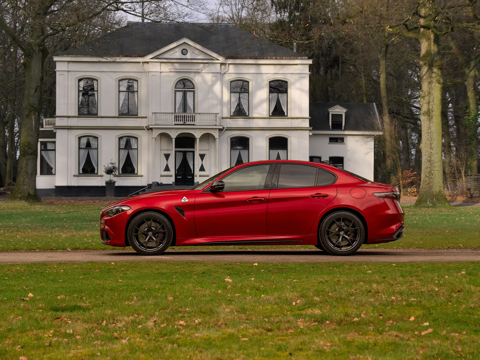 Alfa Romeo Giulia (2025) — foto 1