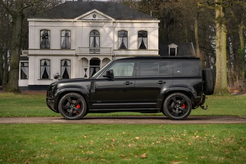Land Rover Defender (2020)