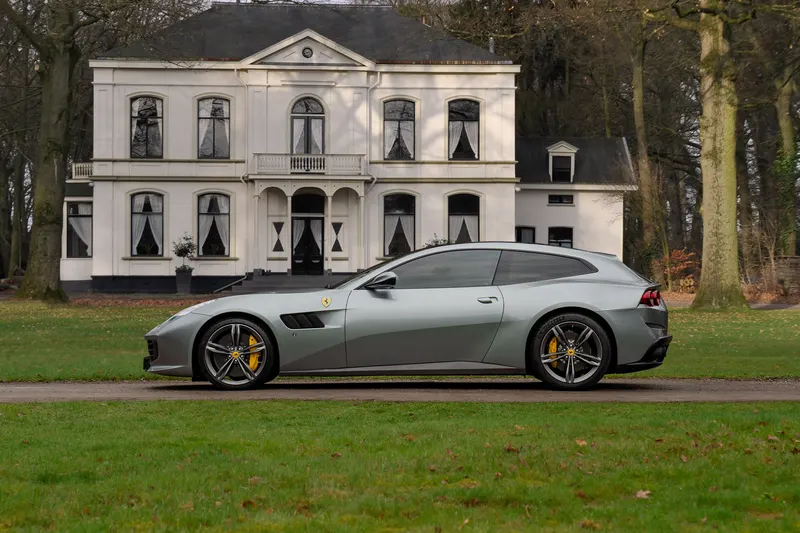 Ferrari GTC4Lusso (2018)