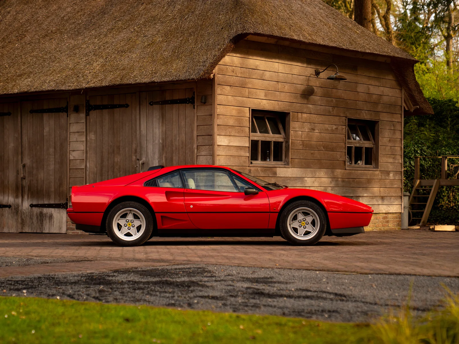 Ferrari 208 GTB Turbo (1986) — foto 1