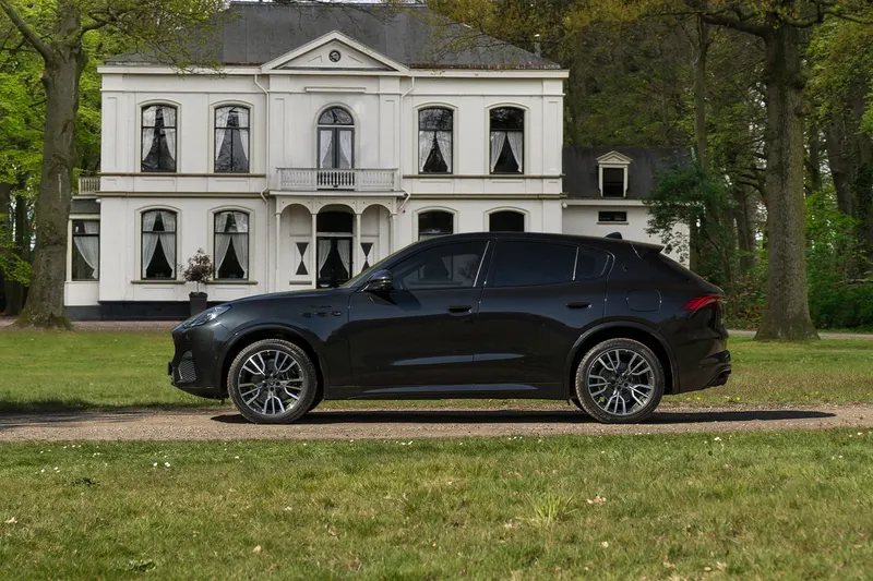 Maserati Grecale (2022)