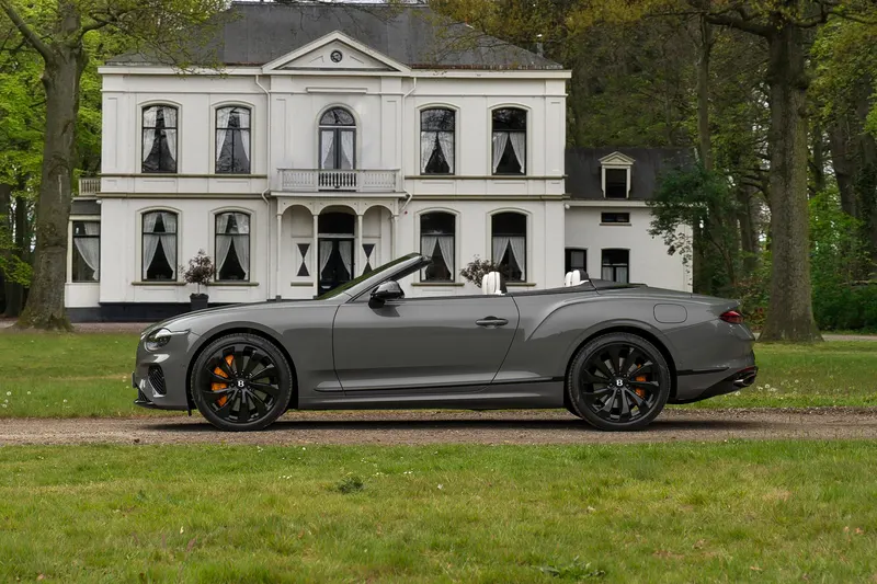 Bentley Continental GTC (2026)