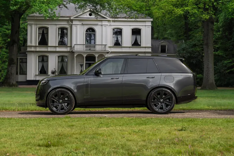 Land Rover Range Rover (2024)