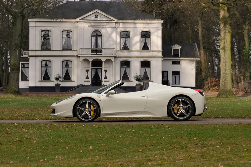 Ferrari 458 (2013)