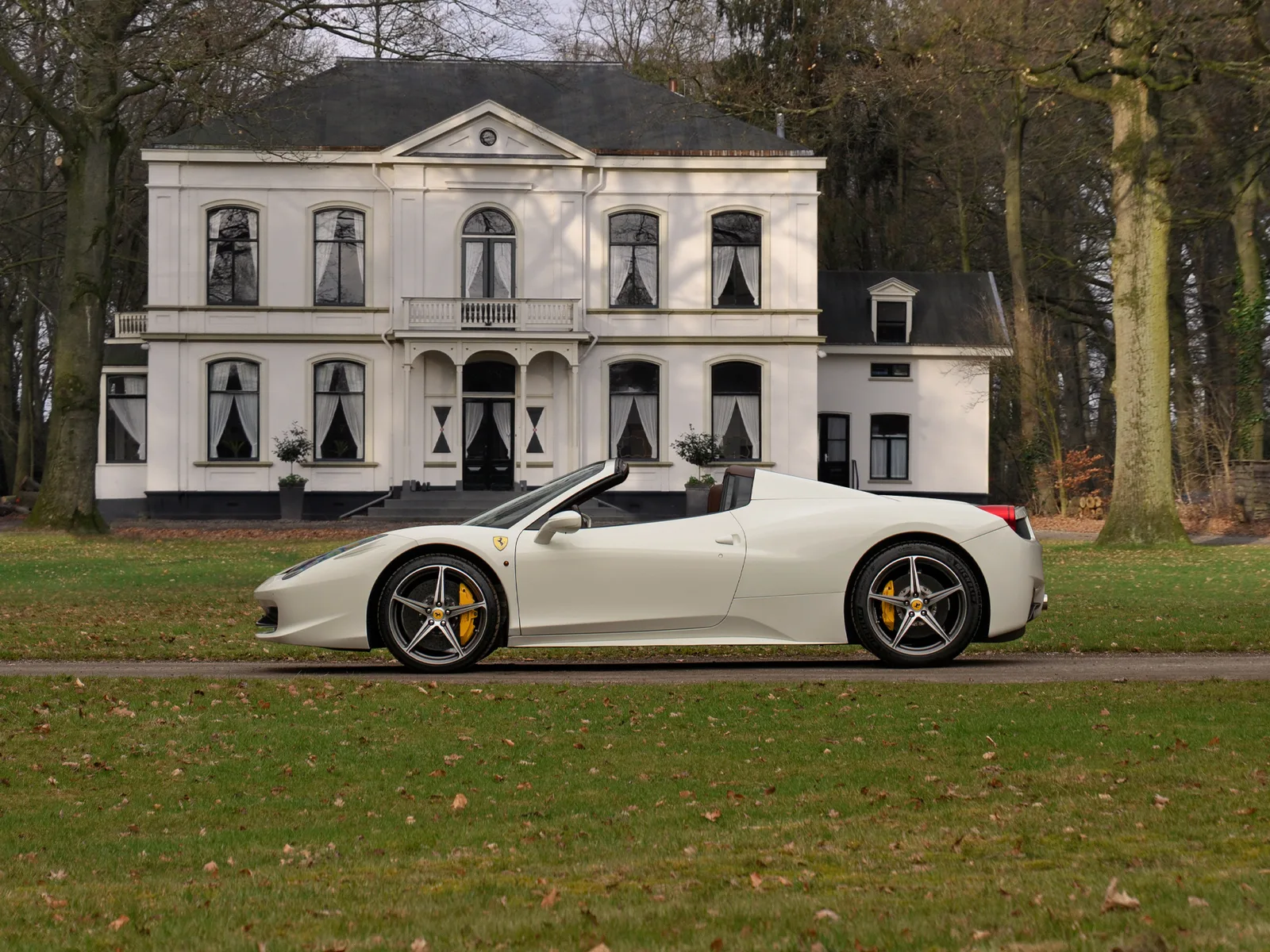 Ferrari 458 (2013) — foto 1