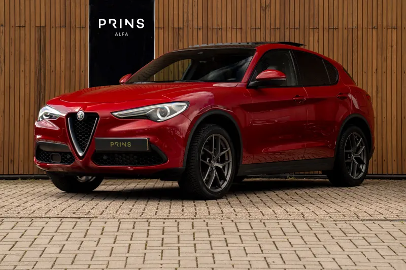 Alfa Romeo Stelvio (2018)