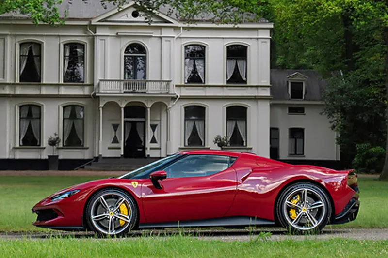Ferrari 296 GTB (2024)