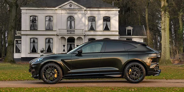 Aston Martin DBX (2025) — foto 1