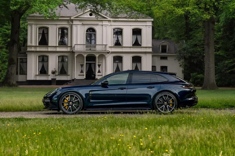 Porsche Panamera (2022)