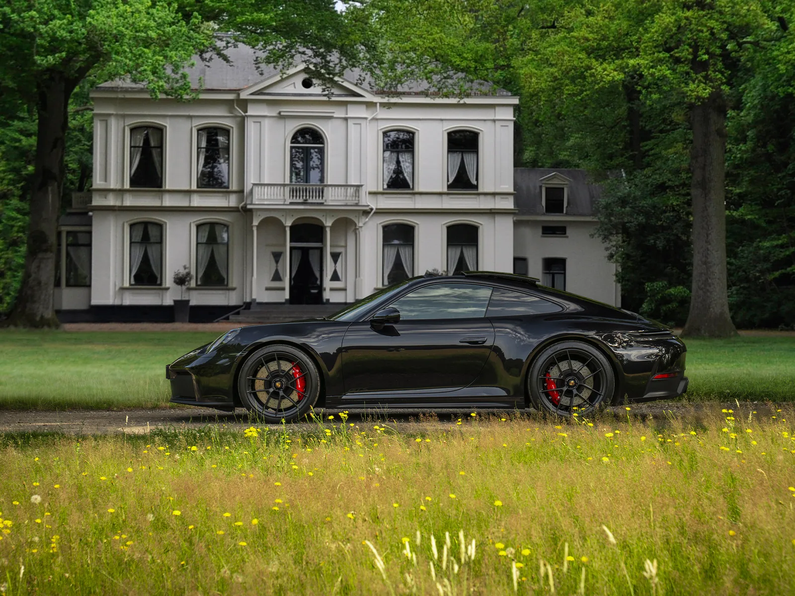 Porsche 911 (2025) — foto 1