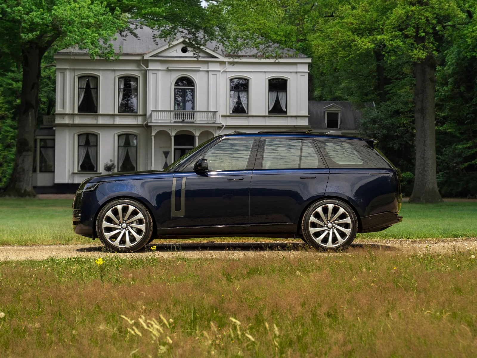 Land Rover Range Rover (2022) — foto 1
