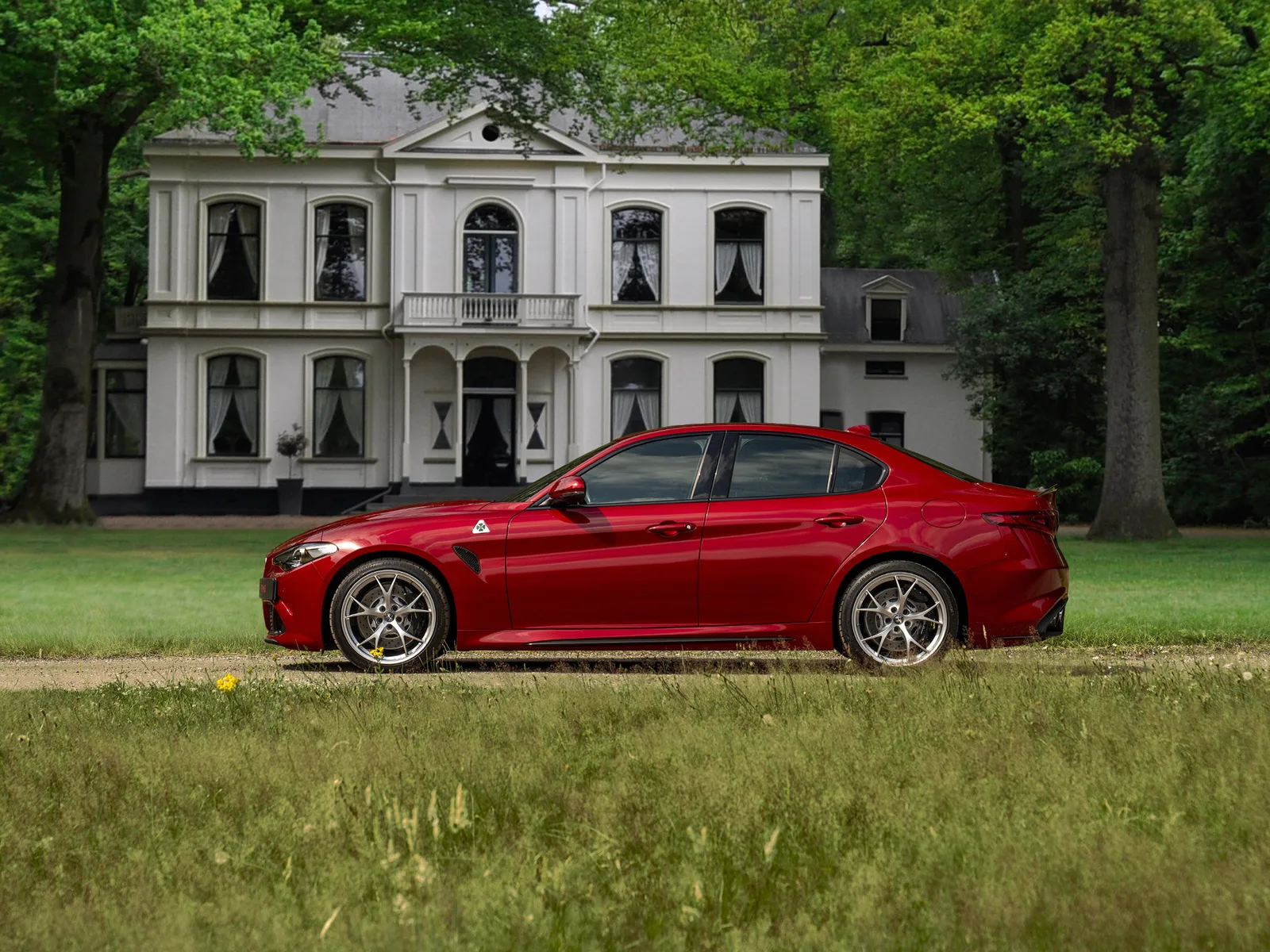 Alfa Romeo Giulia (2017) — foto 1