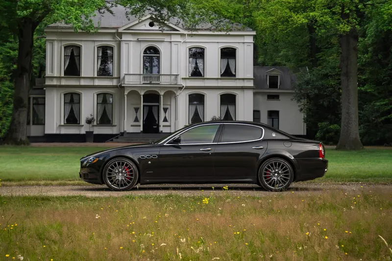 Maserati Quattroporte (2010)