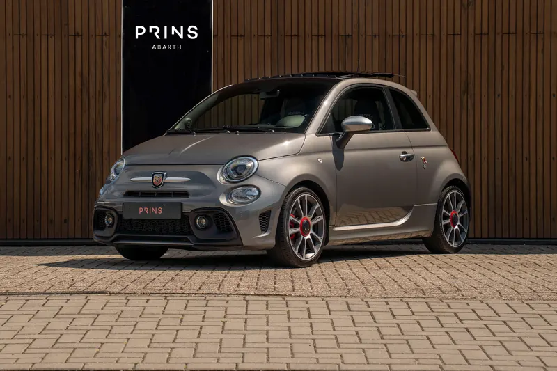 Abarth 595 (2022)