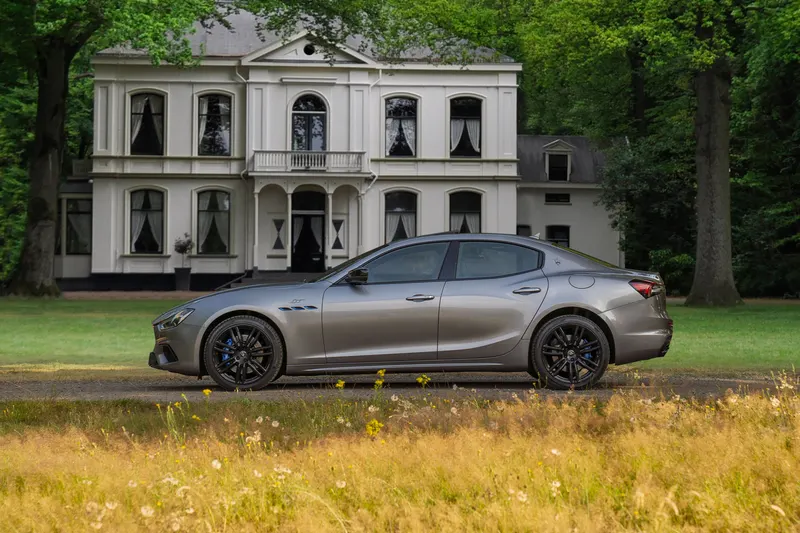 Maserati Ghibli (2022)