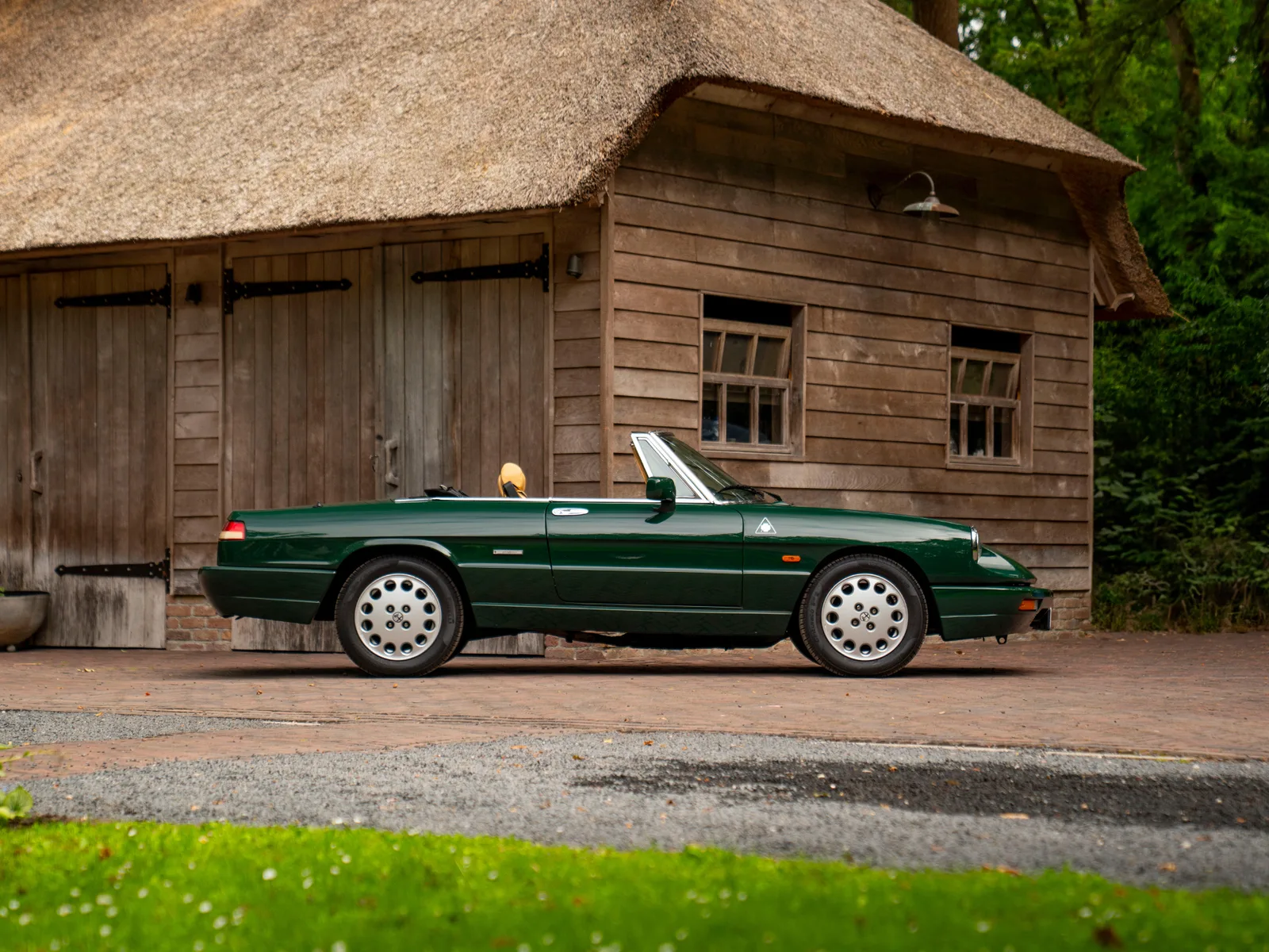 Alfa Romeo Spider (1992) — foto 1