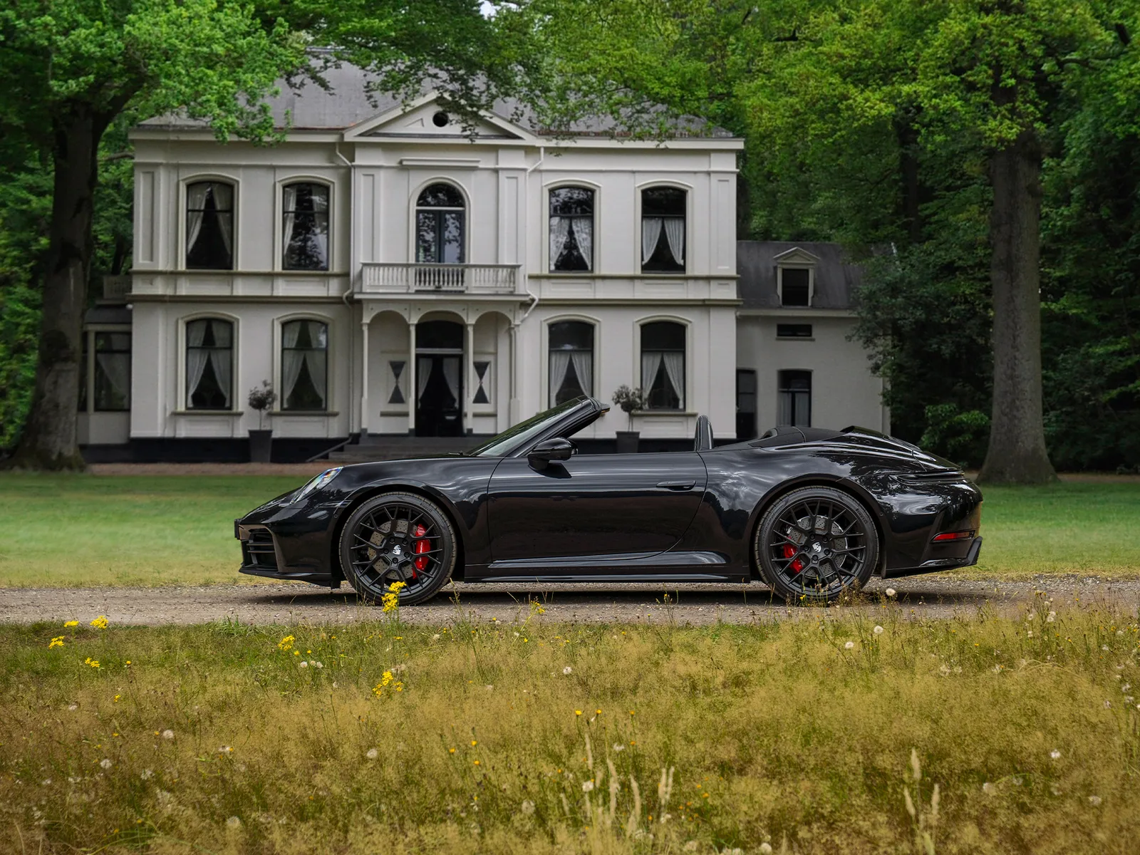 Porsche 911 (2024) — foto 1