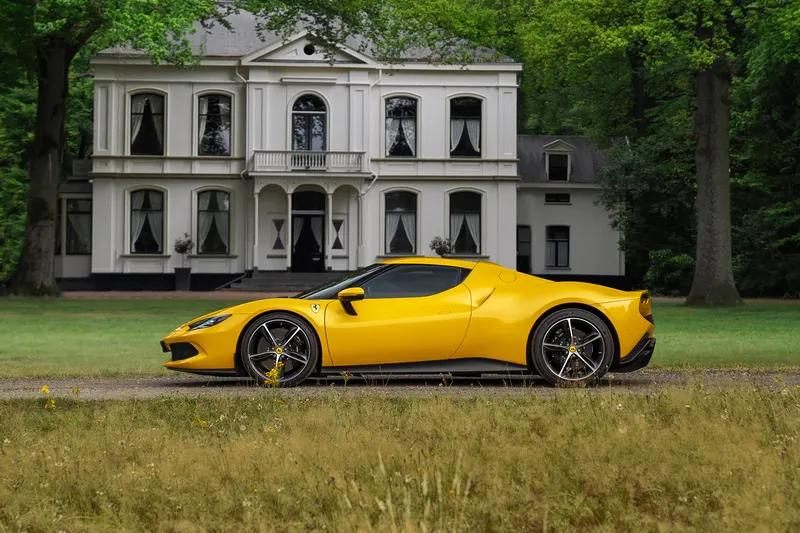 Ferrari 296 GTB (2022)