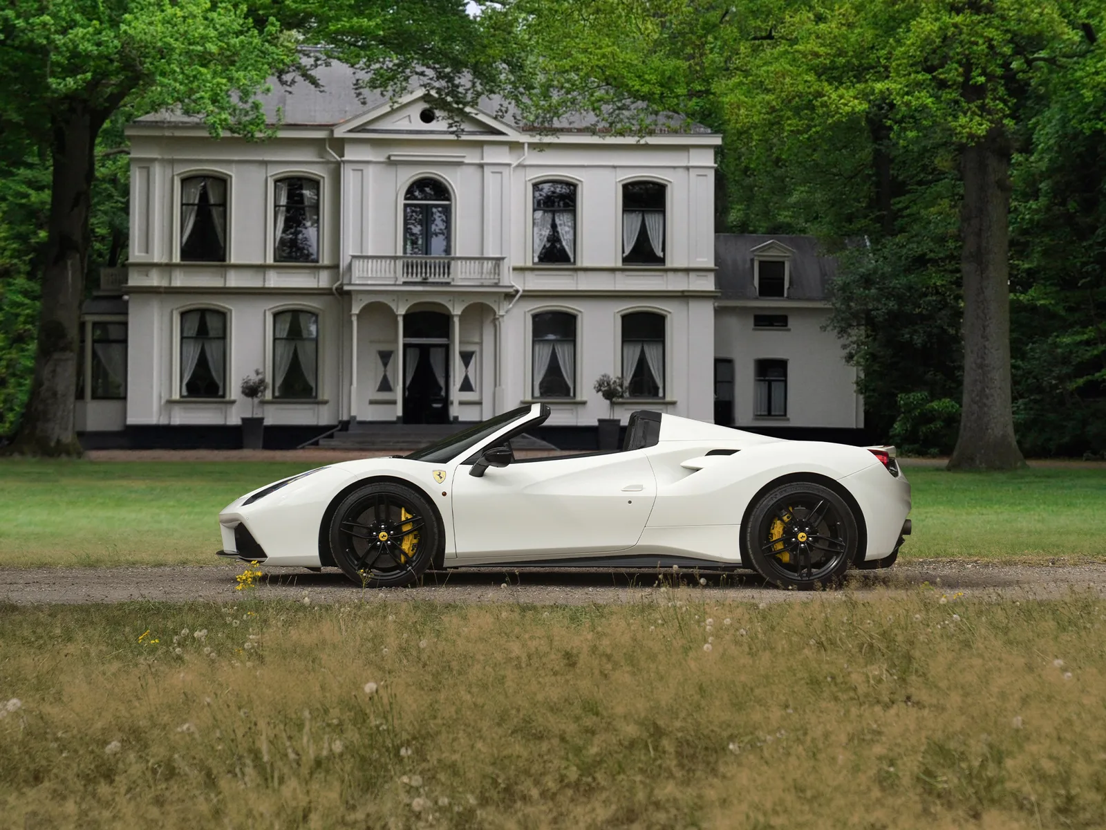 Ferrari 488 (2016) — foto 1
