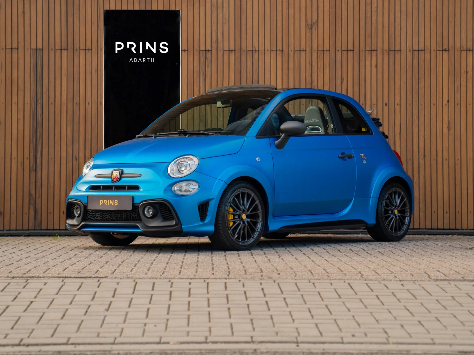 Abarth 595 (2022) — foto 1