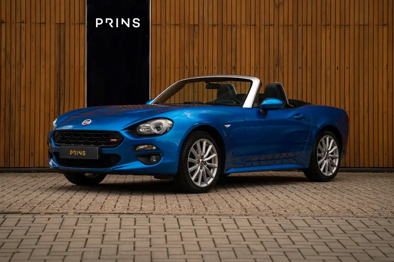 Fiat 124 Spider (2016)