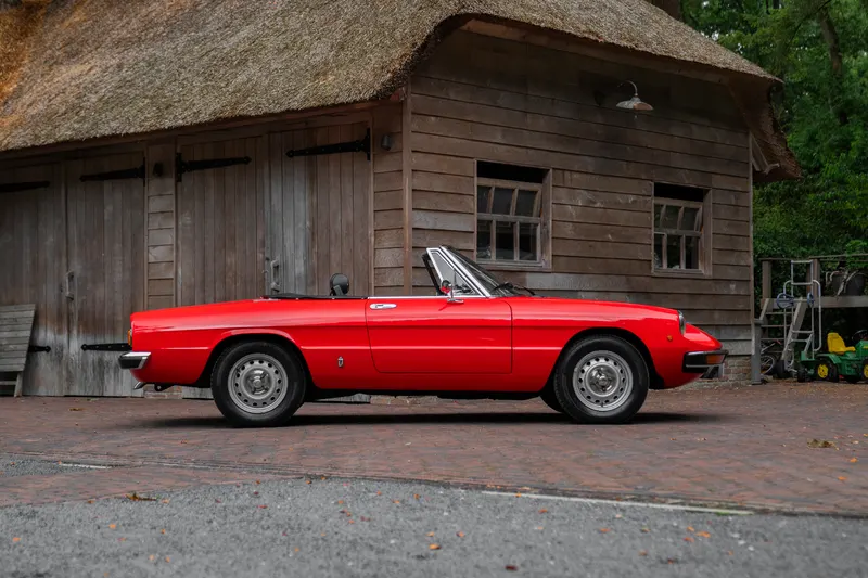 Alfa Romeo Spider (1982)