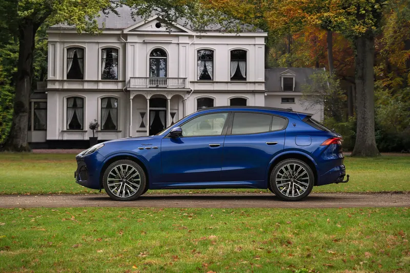 Maserati Grecale (2023)