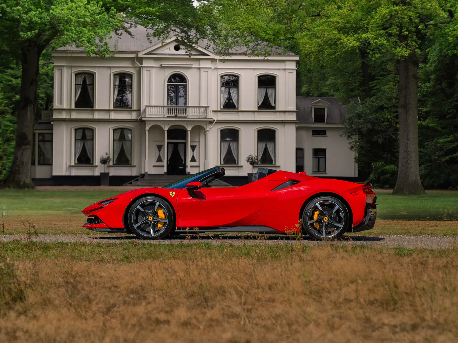 Ferrari SF90 Spider (2025) — foto 1