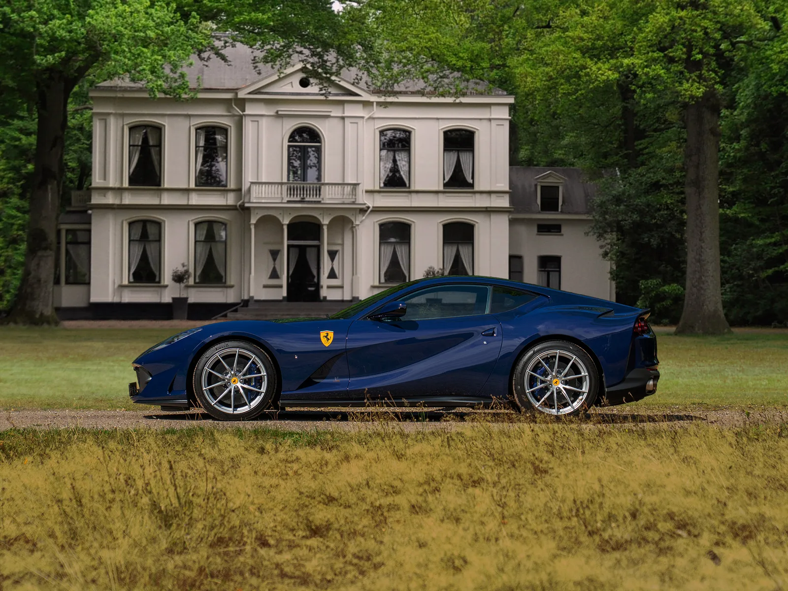 Ferrari 812 (2019) — foto 1