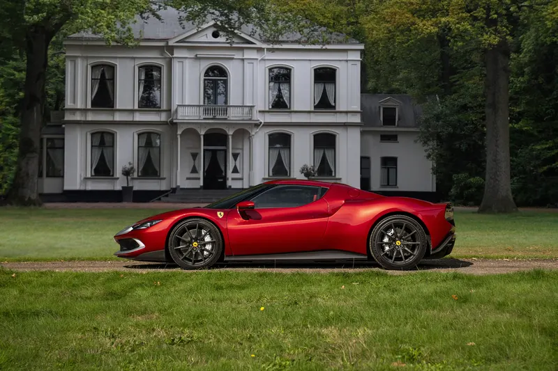 Ferrari 296 GTB (2022)