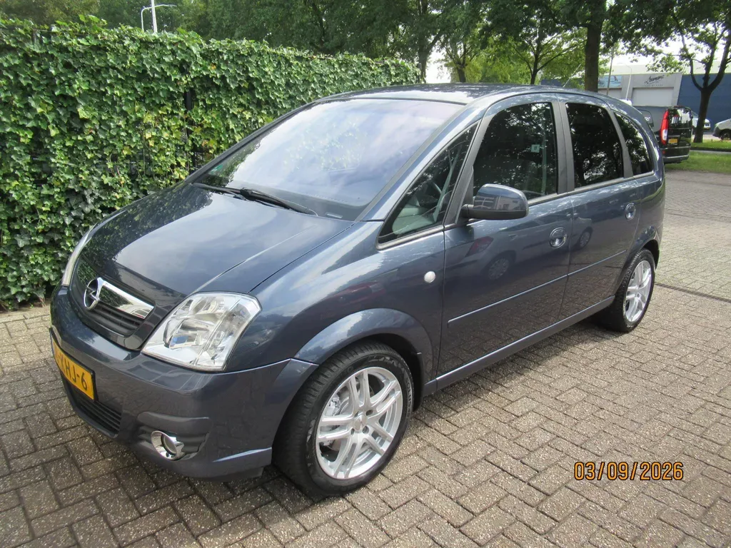 Opel Meriva (2009) — foto 1