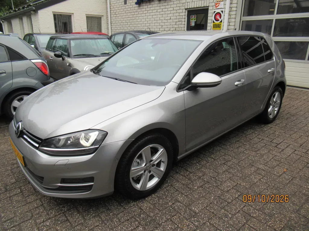 Volkswagen Golf (2013) — foto 1