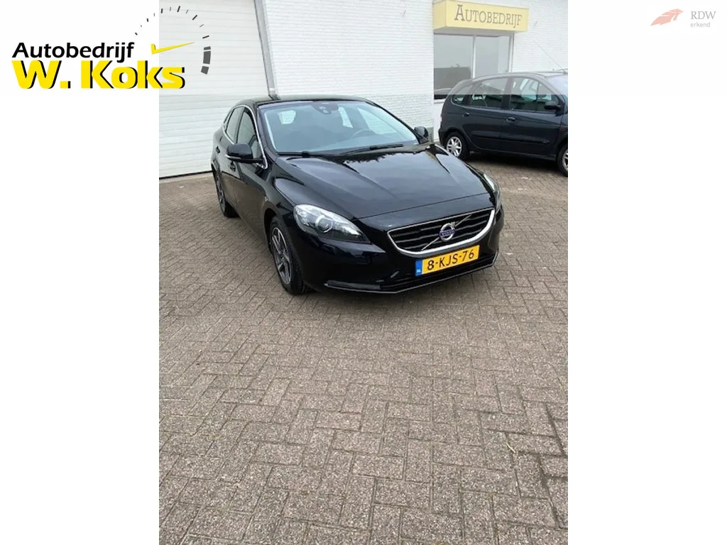 Volvo V40 (2012) — foto 1