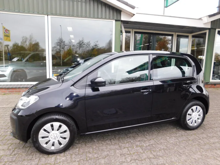 Volkswagen Up (2018) — foto 1