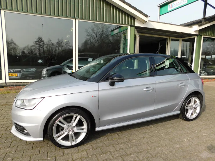 Audi A1-sportback (2018) — foto 1