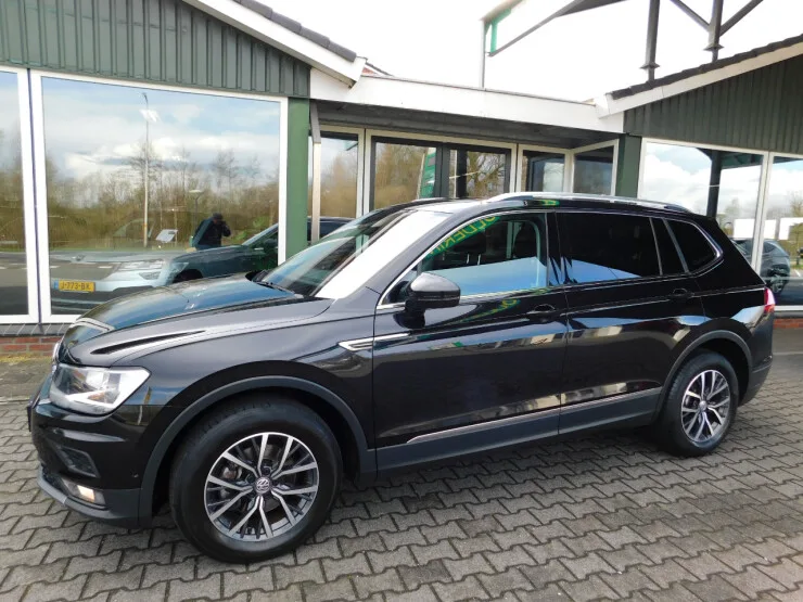 Volkswagen Tiguan-allspace (2020) — foto 1