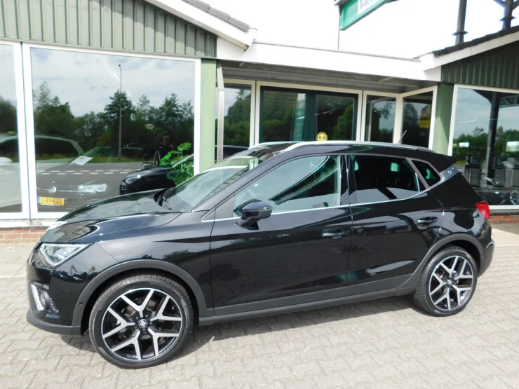 SEAT Arona (2019) — foto 1