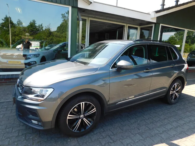 Volkswagen Tiguan (2019) — foto 1