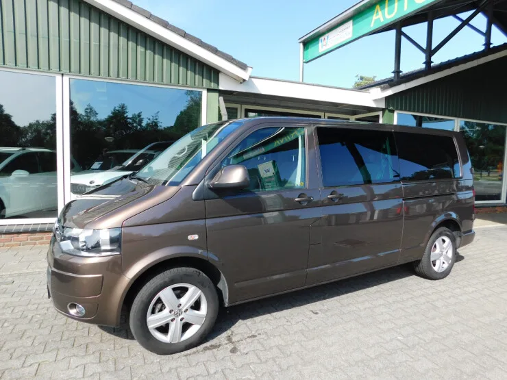 Volkswagen Transporter (2015) — foto 1