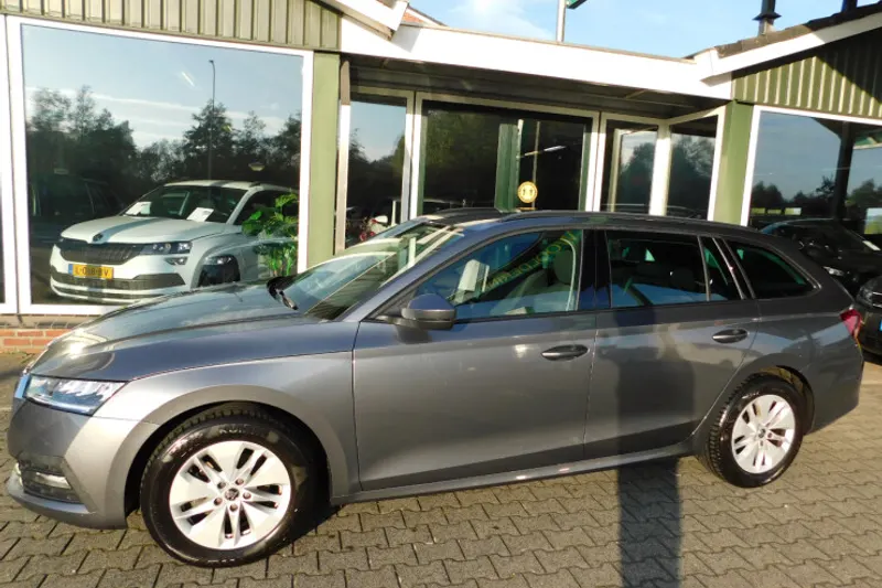 Škoda Octavia (2023)