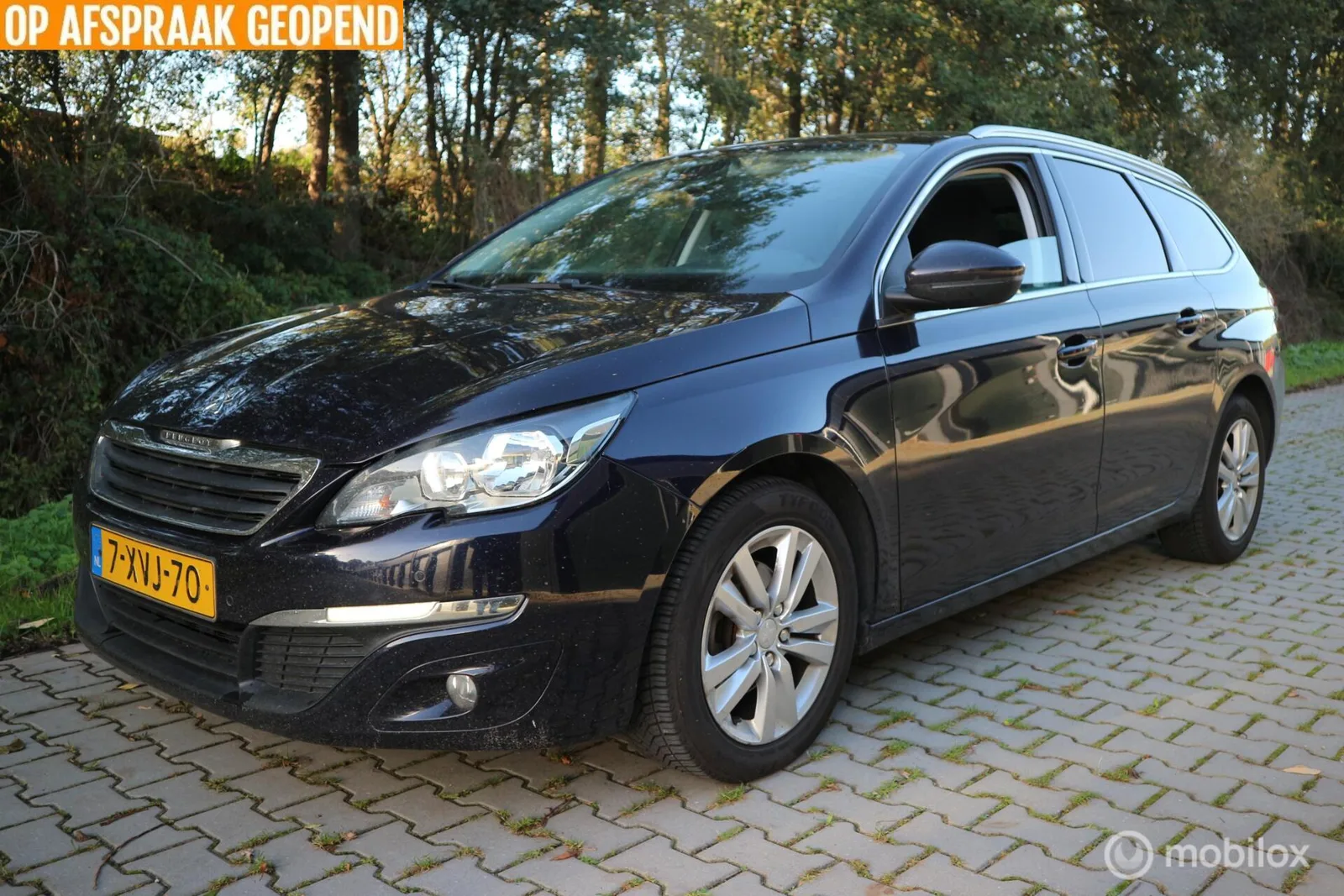 Peugeot 308 (2015) — foto 1
