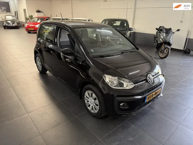 Volkswagen Up! (2019) — foto 1