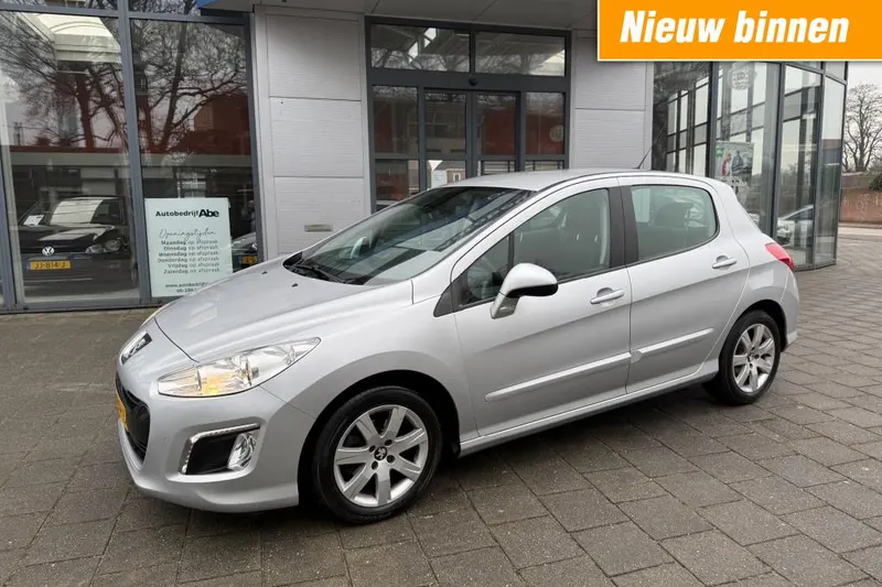 Peugeot 308 (2013)
