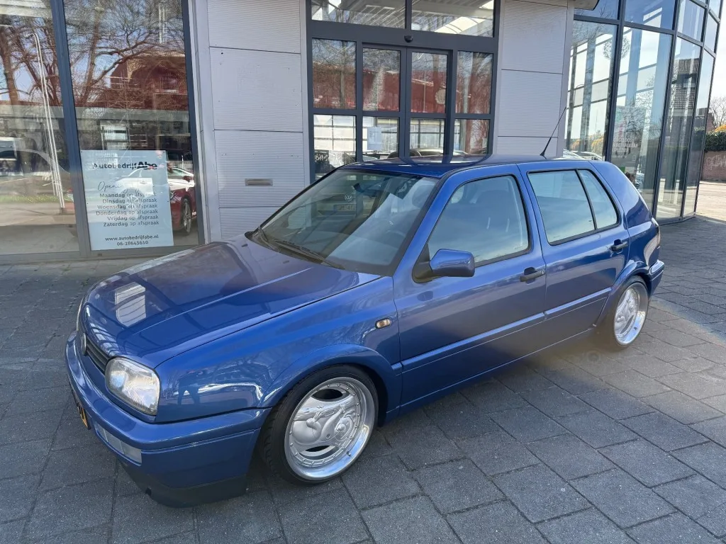 Volkswagen Golf (1997) — foto 1