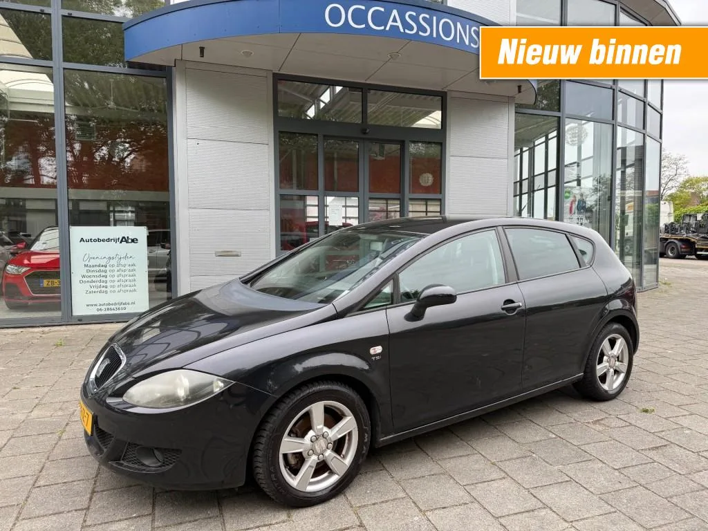 SEAT Leon (2008) — foto 1