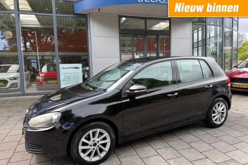 Volkswagen Golf (2010)