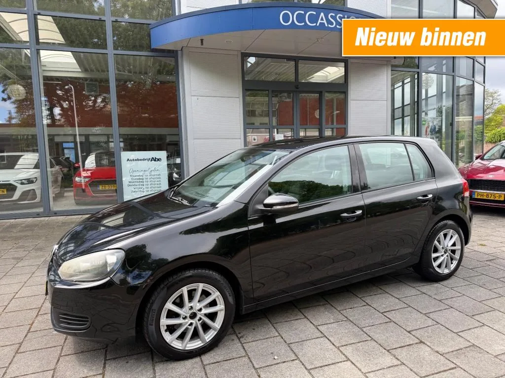 Volkswagen Golf (2010) — foto 1