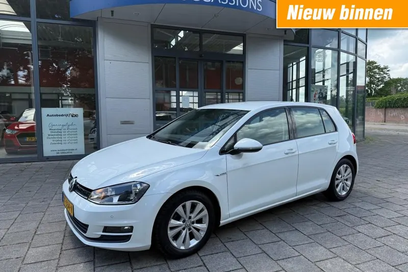 Volkswagen Golf (2016)