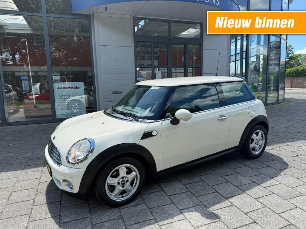 MINI One (2009) — foto 1