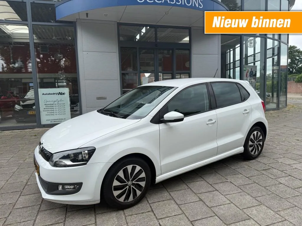 Volkswagen Polo (2016) — foto 1